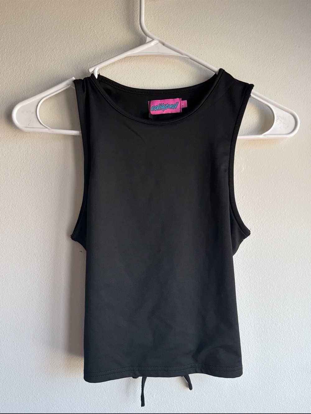 Edikted NWT Black Tie Back Tank Top Sleeveless Open Back Women’s Small